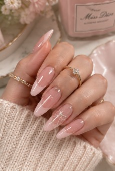 girlyyyy nails
